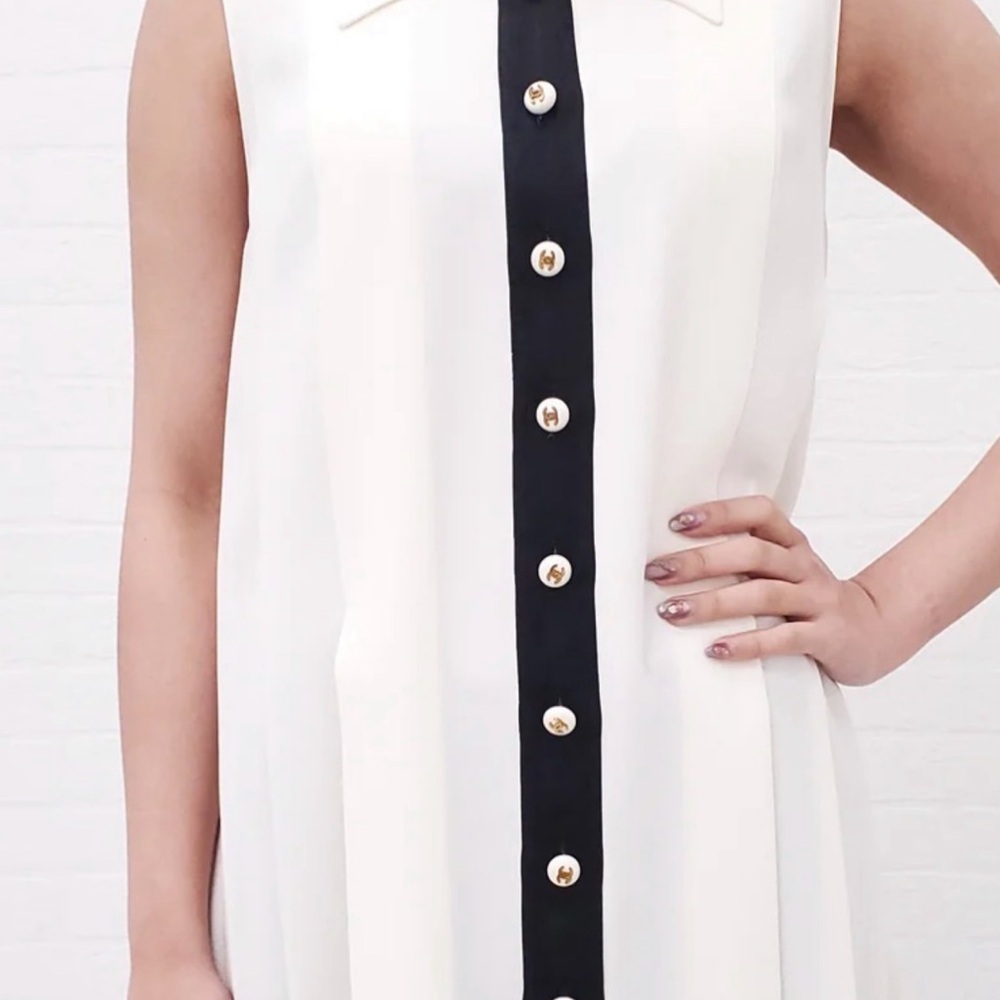 CHANEL VINTAGE CREAM BLOUSE WITH LOGO BUTTONS - SIZE 40